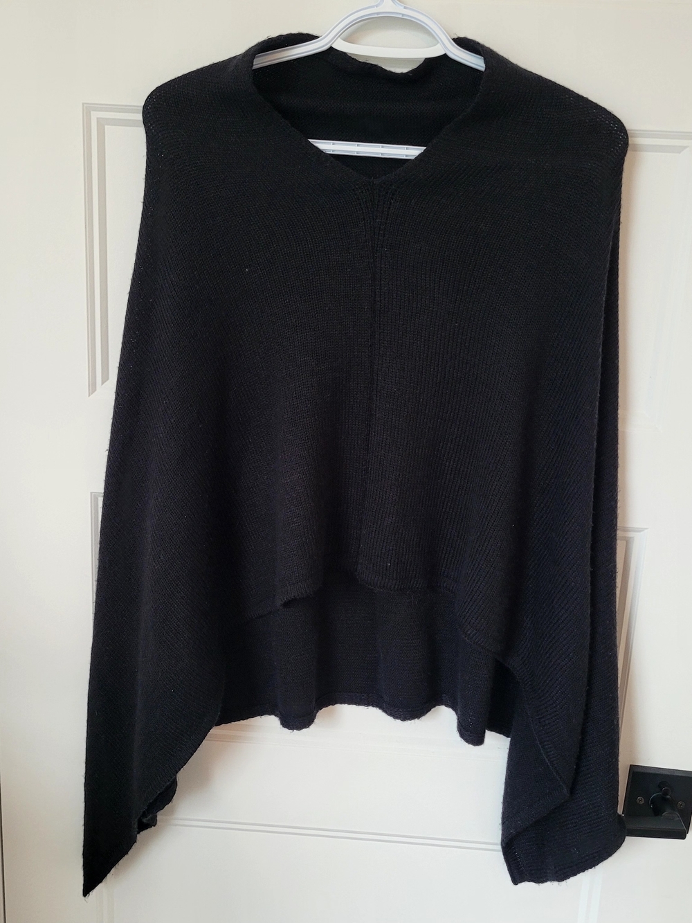 Lolë Black Knit Poncho Sweater / Wrap - One Size - Excellent Condition